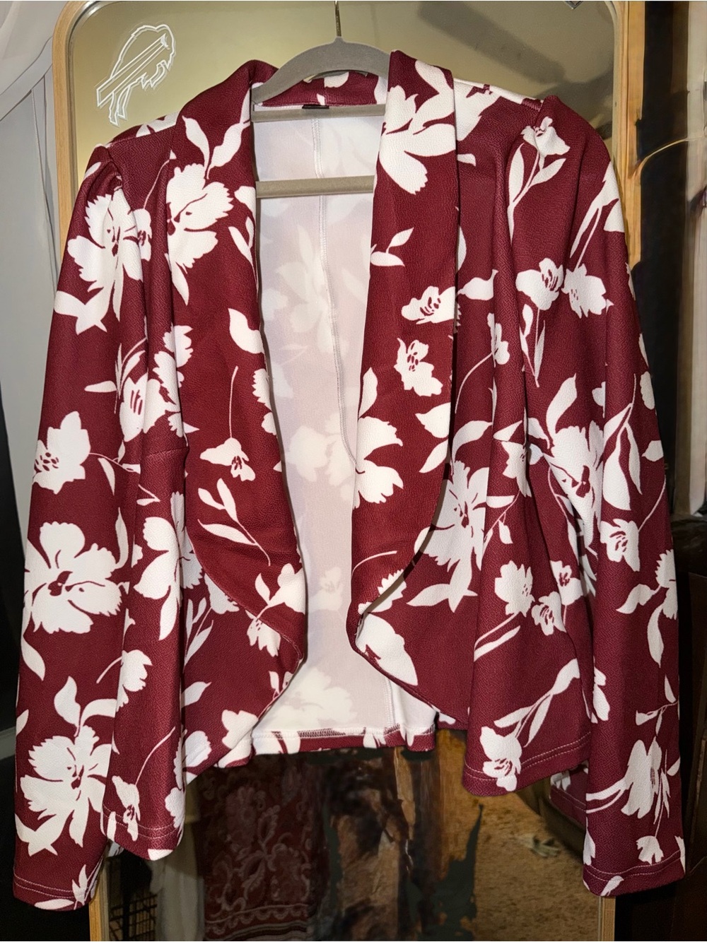 SHEIN White & Burgundy Curve 1XL Floral Top